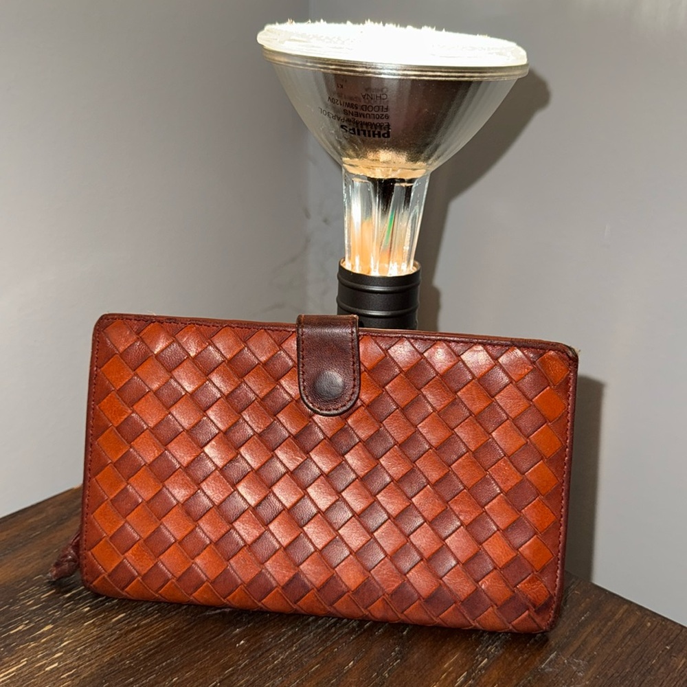 Rare! Limited Runs on Vintage Bottega Veneta Intrecciato Wallet in Two-Tone